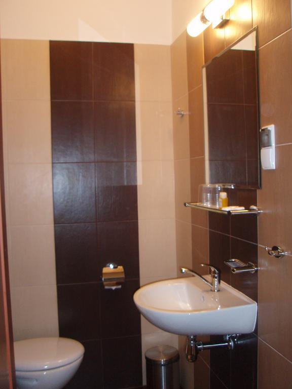 Hotel Bosir بياليستوك الغرفة الصورة