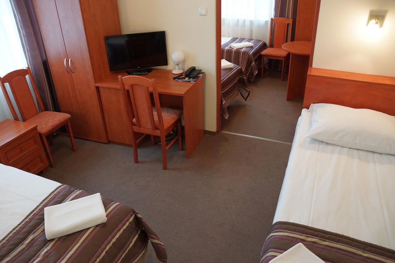 Hotel Bosir بياليستوك المظهر الخارجي الصورة